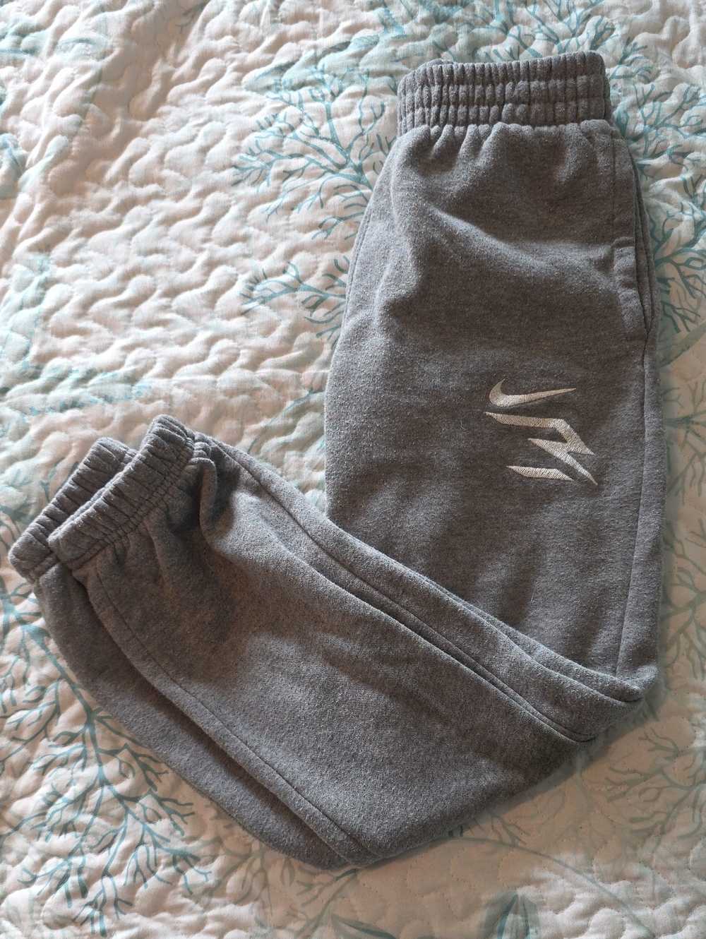 Nike Boys' Gray Fleece Joggers with White Swoosh